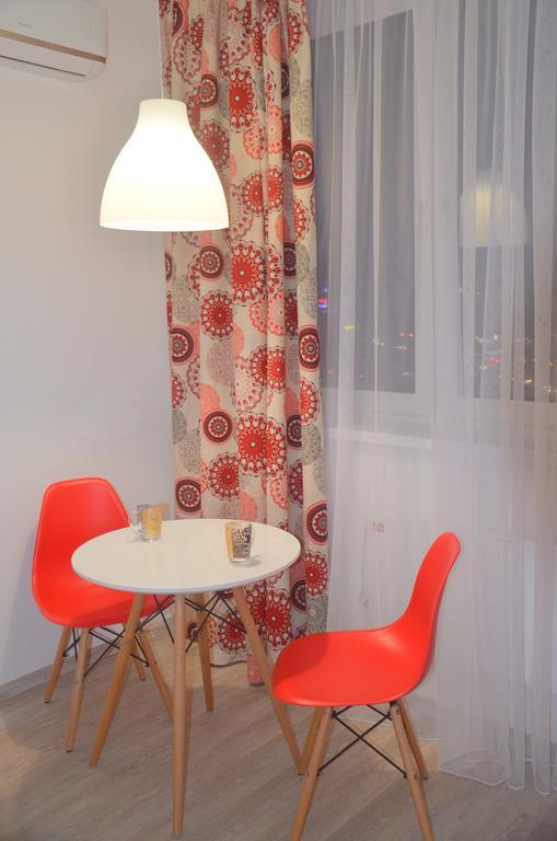 Sky Apartment Virmenska Kiev Exterior foto