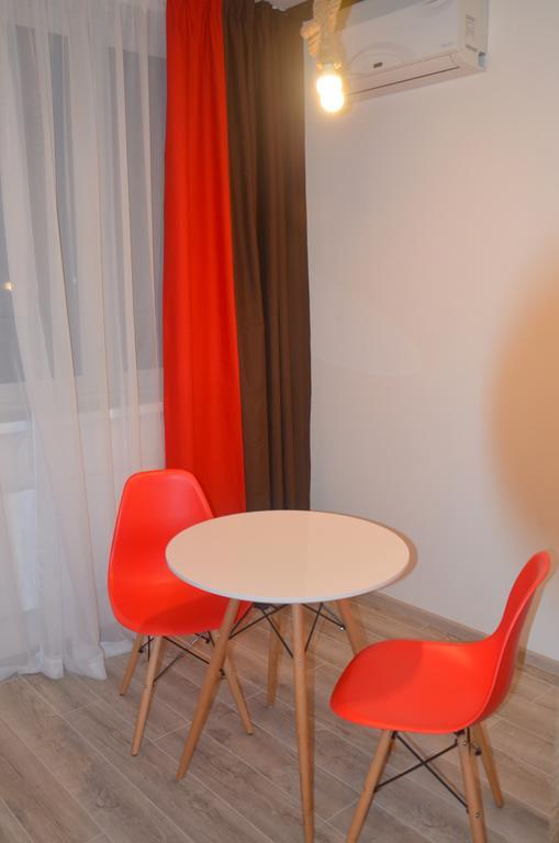 Sky Apartment Virmenska Kiev Exterior foto