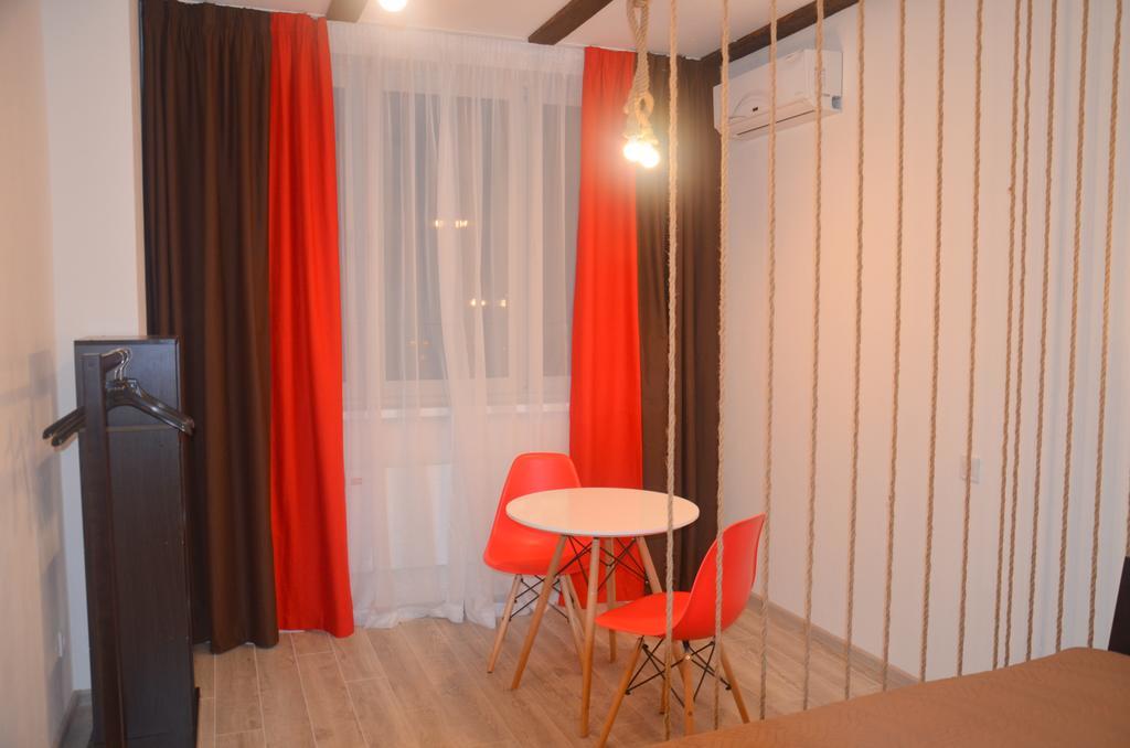 Sky Apartment Virmenska Kiev Exterior foto
