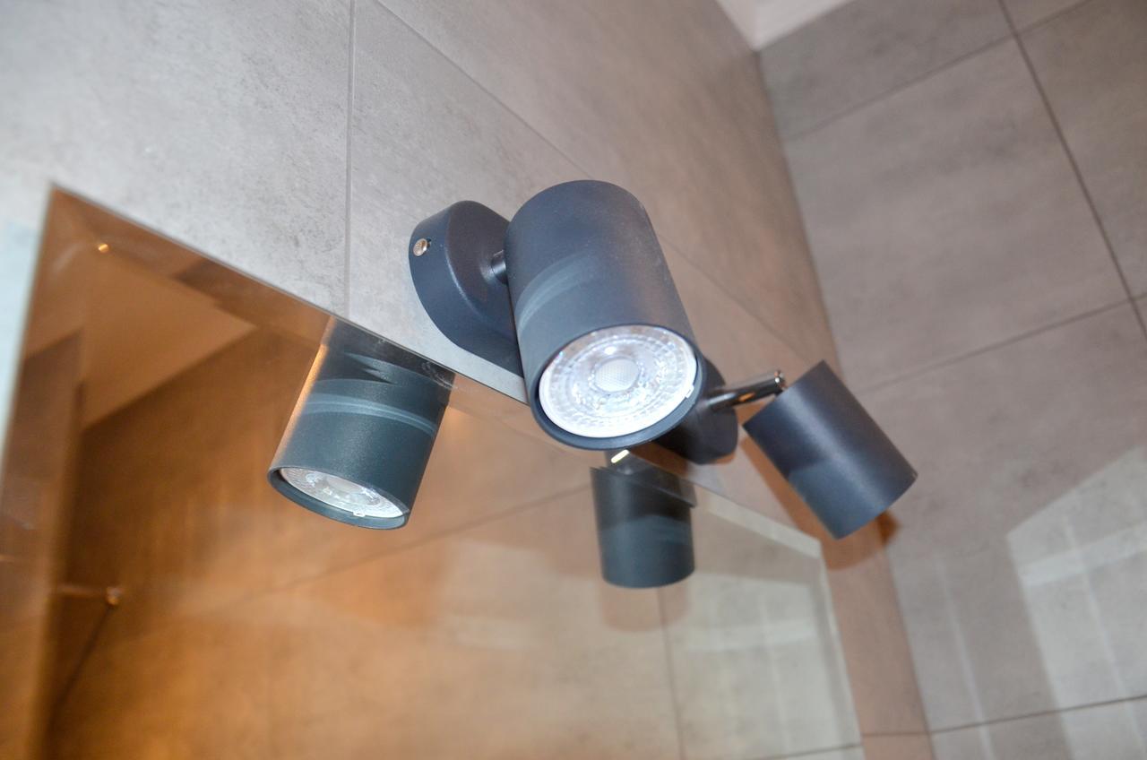 Sky Apartment Virmenska Kiev Exterior foto